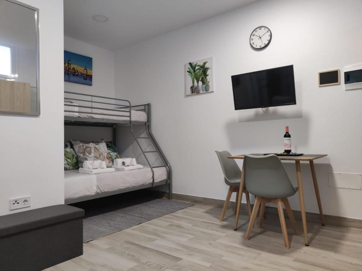 Casa Piramide 4 Wifi - Parking Y Terraza Privada Villa อิคอดเดลอสวินอส ภายนอก รูปภาพ